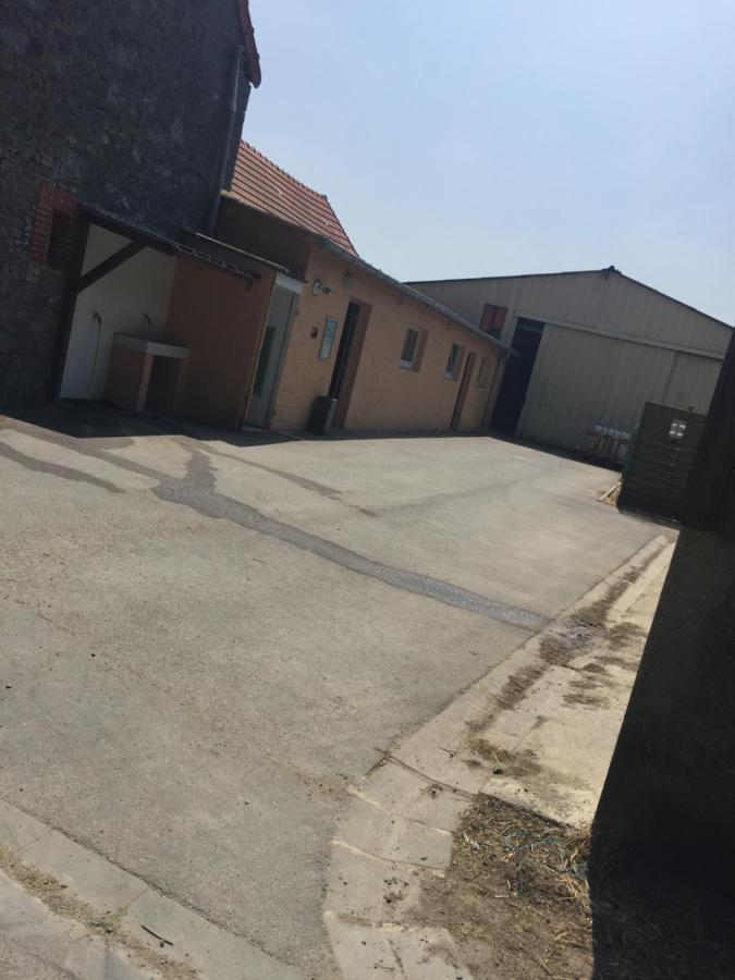 Le Loup Dans La Bergerie Montmartin-sur-Mer Exterior foto
